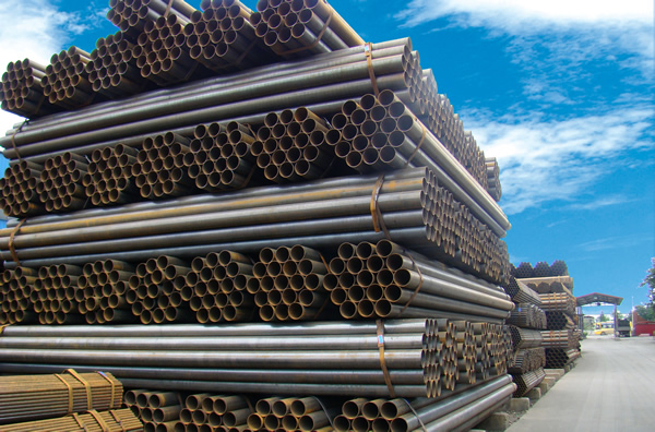 Longitudinal welded pipe